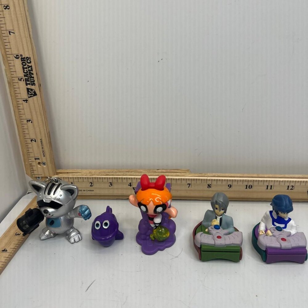 Powerpuff Girls & Action Figures Set with Racing Toy Enthusiasts Collectible